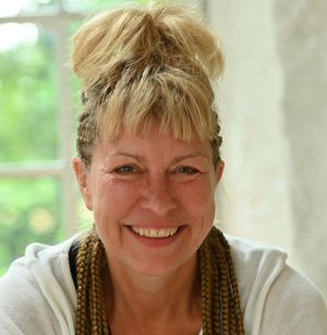 Gaby Gawrisch Gawrisch Yoga Institut Schloss Lüntenbeck Bausmühle
